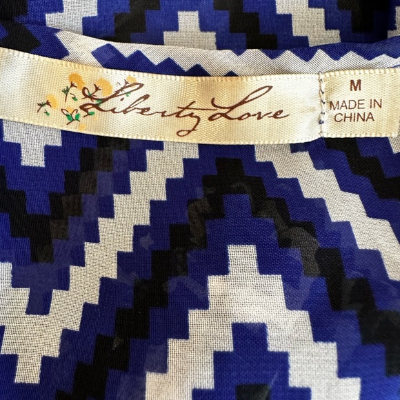 LIBERTY LOVE Floral Blouse - Picture 2 of 2